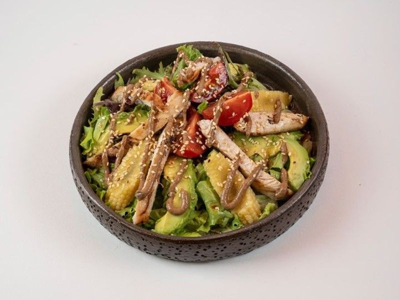 Izgara Tavuk Salatası — Konoha Fit
